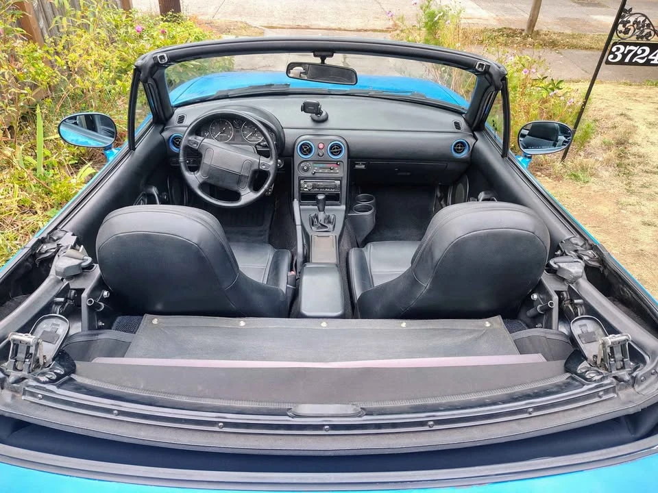 1990 Mazda NA MX-5 Miata - Image 13 of 18