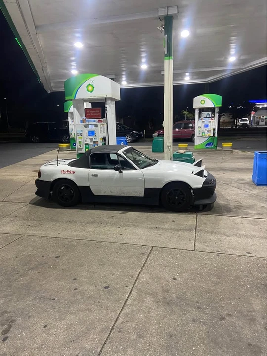1990 Mazda NA MX-5 Miata - Image 6 of 7