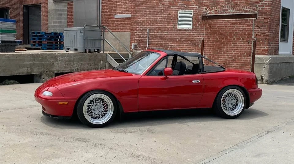 1990 Mazda NA MX-5 Miata - Image 10 of 14