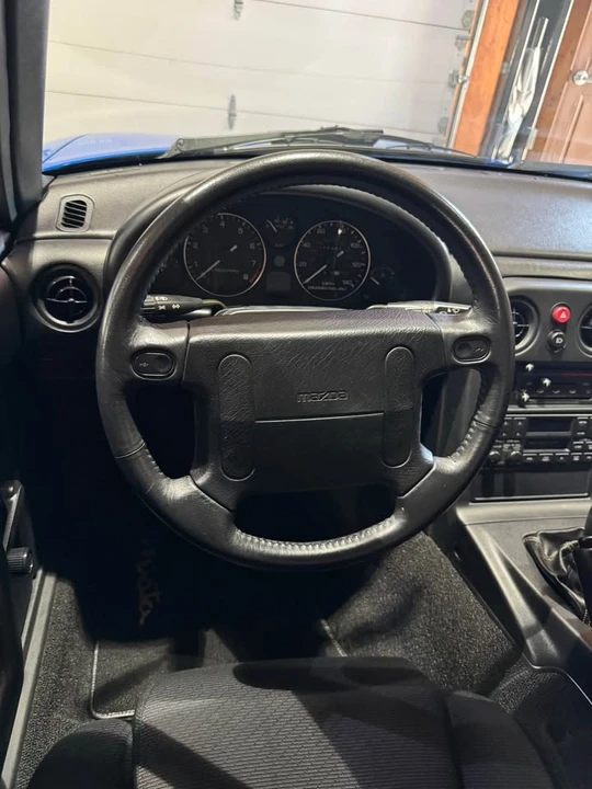 1990 Mazda NA MX-5 Miata - Image 17 of 20