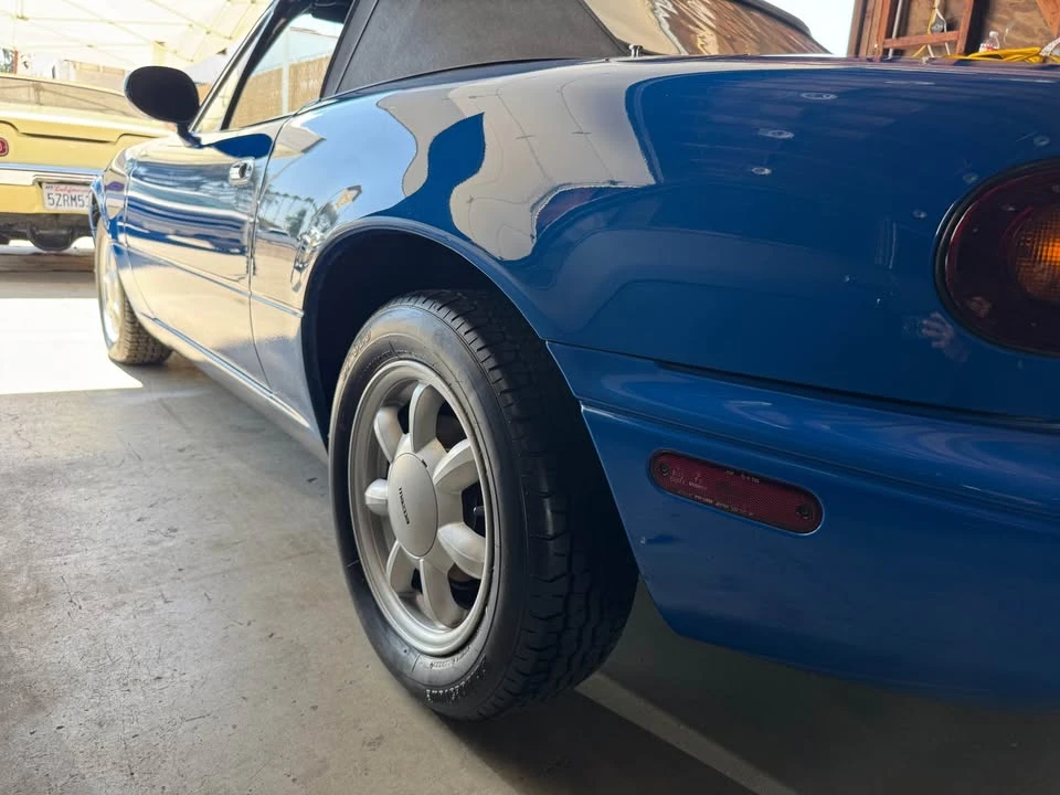 1990 Mazda NA MX-5 Miata - Image 10 of 20