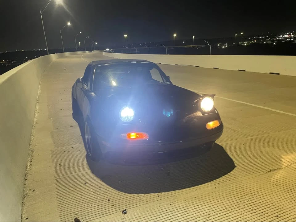 1990 Mazda NA MX-5 Miata - Image 4 of 6