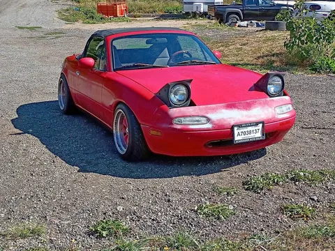 1990 Mazda MX-5 SE Convertible 2D