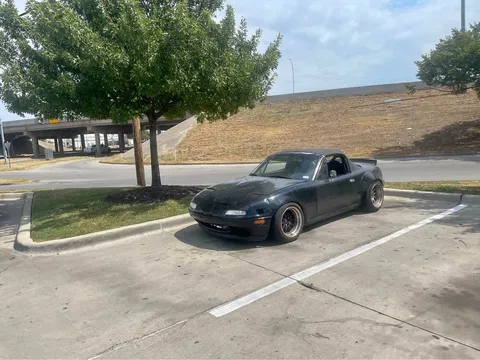 1990 Mazda MX-5 SE Convertible 2D