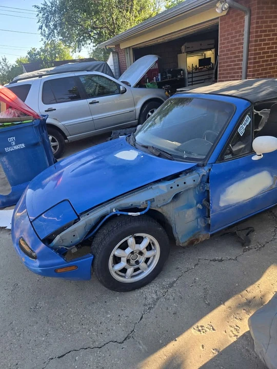 1990 Mazda NA MX-5 Miata - Image 2 of 5