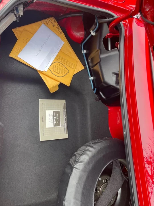 1990 Mazda NA MX-5 Miata - Image 13 of 21