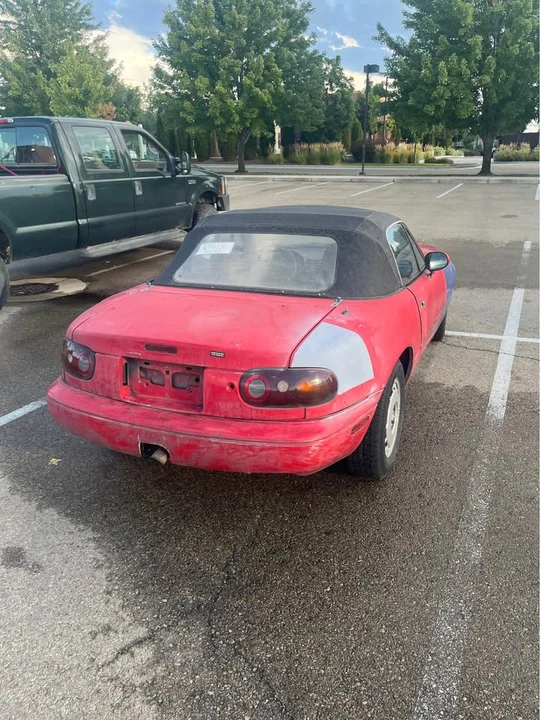 1990 Mazda NA MX-5 Miata - Image 7 of 8