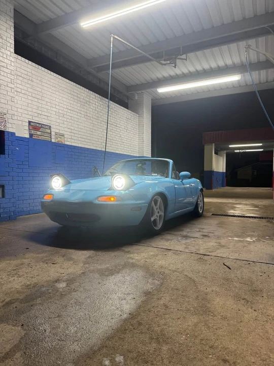 1990 Mazda NA MX-5 Miata - Image 2 of 5