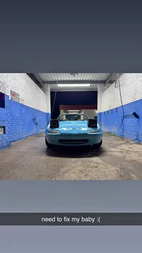 1990 Mazda MX-5 Sport Convertible 2D