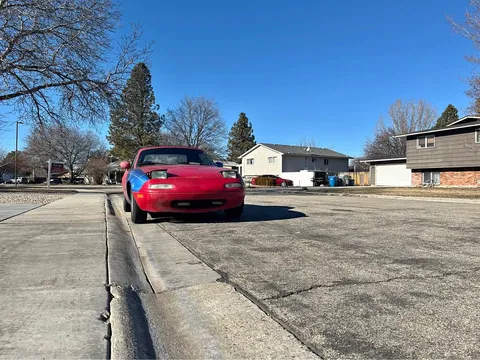 1990 Mazda MX-5 Miata Sport Convertible 2D