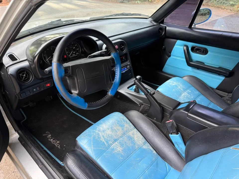 1990 Mazda NA MX-5 Miata - Image 11 of 17