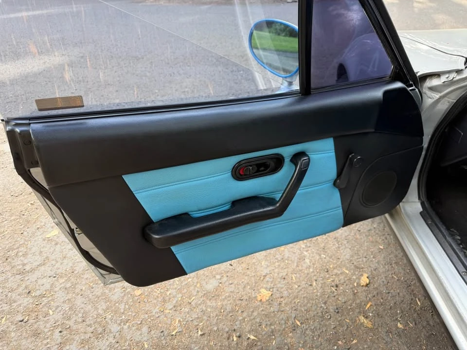 1990 Mazda NA MX-5 Miata - Image 12 of 17