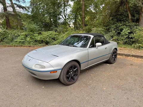 1990 Mazda MX-5 Sport Convertible 2D