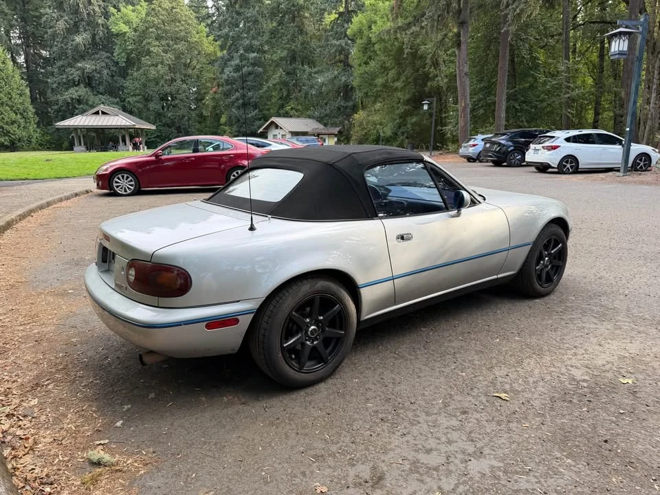 1990 Mazda NA MX-5 Miata - Image 5 of 17