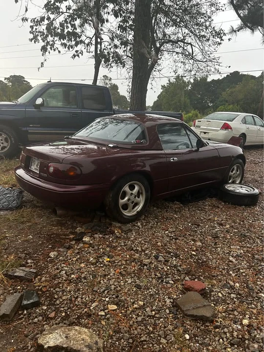 1990 Mazda NA MX-5 Miata - Image 2 of 5
