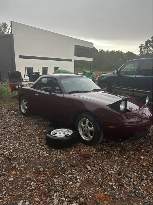 1990 Mazda NA MX-5 Miata - Image 3 of 5