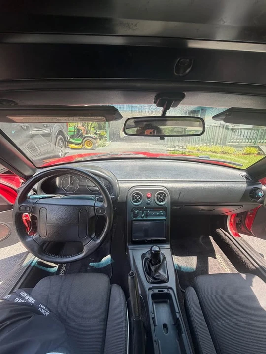 1990 Mazda NA MX-5 Miata - Image 9 of 13