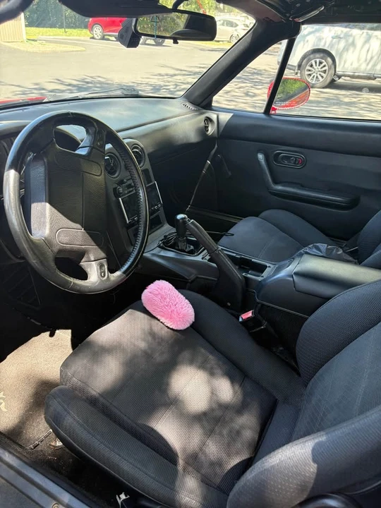 1990 Mazda NA MX-5 Miata - Image 8 of 14