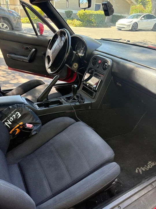 1990 Mazda NA MX-5 Miata - Image 10 of 14