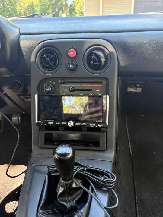1990 Mazda NA MX-5 Miata - Image 12 of 14