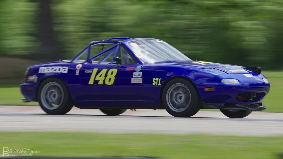 1990 Mazda NA MX-5 Miata - Image 5 of 10
