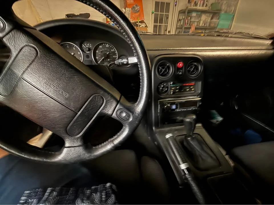 1990 Mazda NA MX-5 Miata - Image 5 of 12