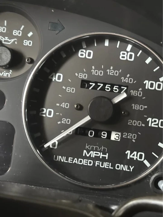 1990 Mazda NA MX-5 Miata - Image 4 of 12