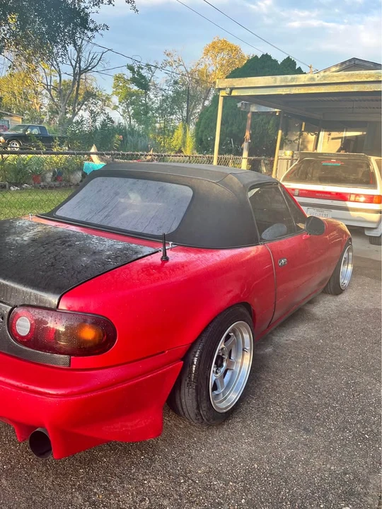 1990 Mazda NA MX-5 Miata - Image 8 of 8