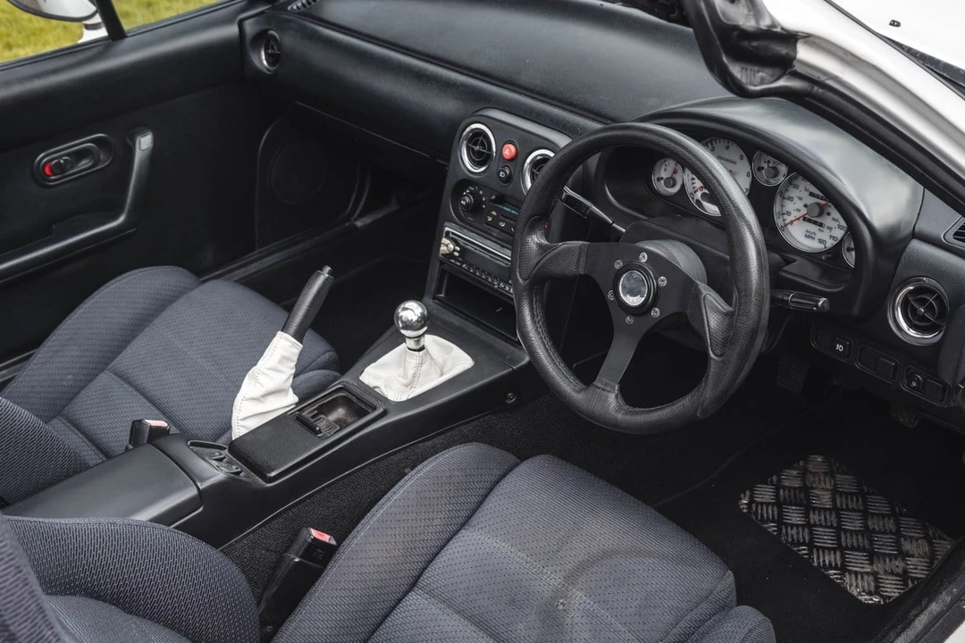 1990 Mazda NA MX-5 Miata - Image 4 of 30