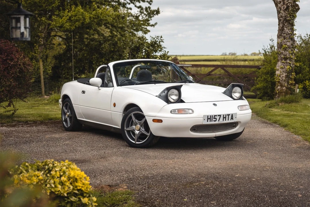 1990 Mazda NA MX-5 Miata - Image 11 of 30