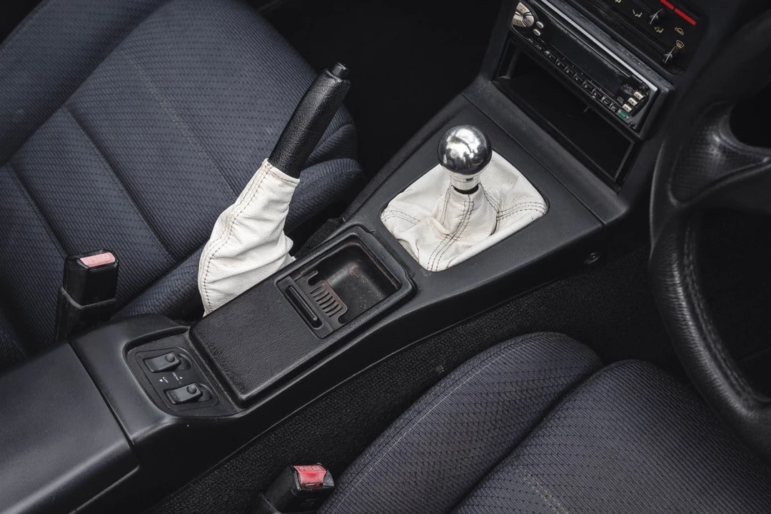 1990 Mazda NA MX-5 Miata - Image 14 of 30