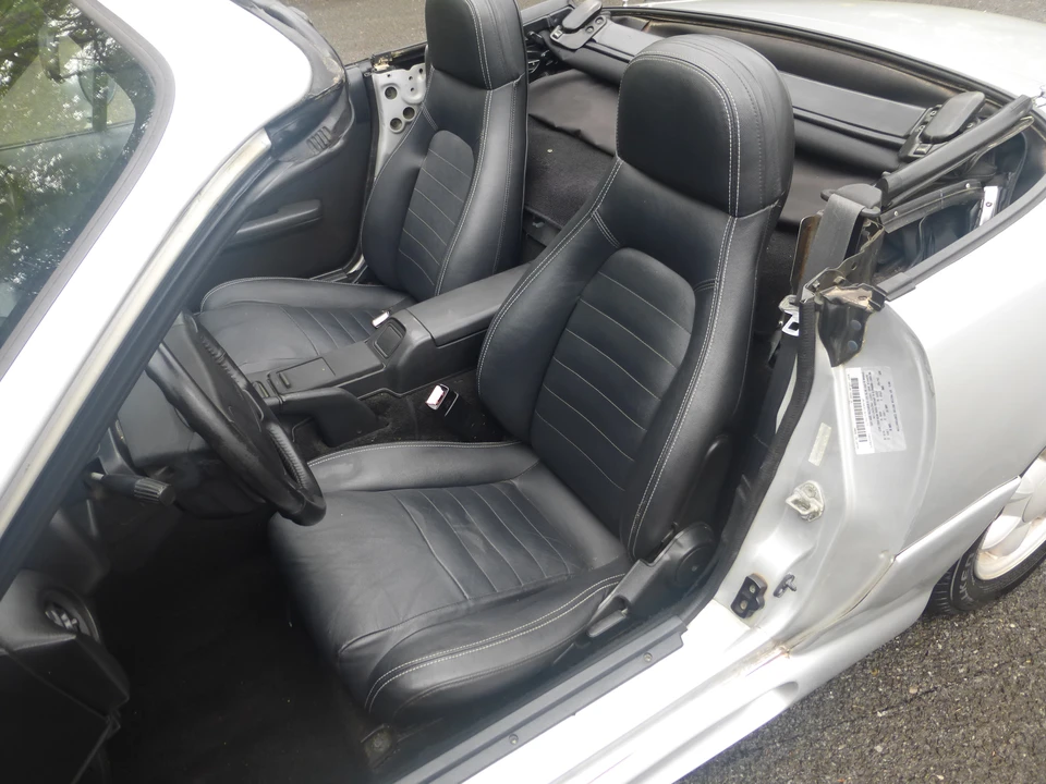 1990 Mazda NA MX-5 Miata - Image 19 of 31