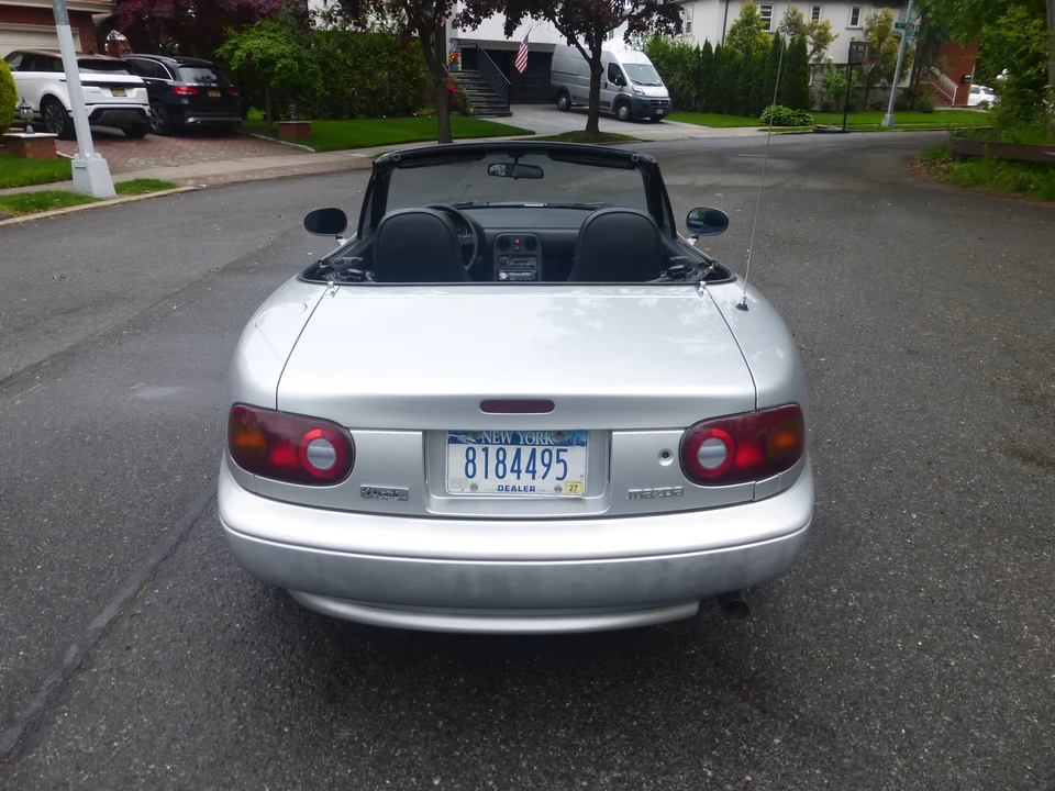 1990 Mazda NA MX-5 Miata - Image 5 of 31