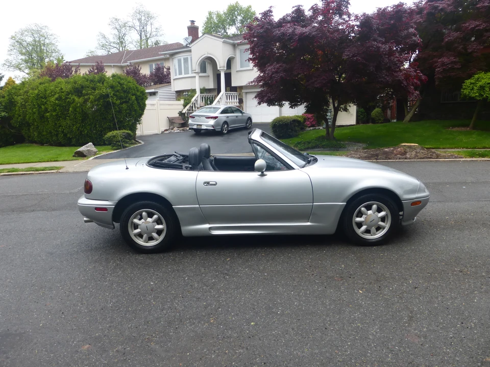 1990 Mazda NA MX-5 Miata - Image 7 of 31