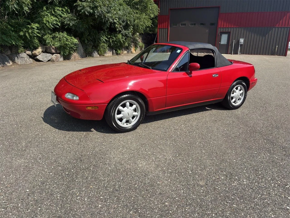 1990 Mazda NA MX-5 Miata - Image 4 of 30