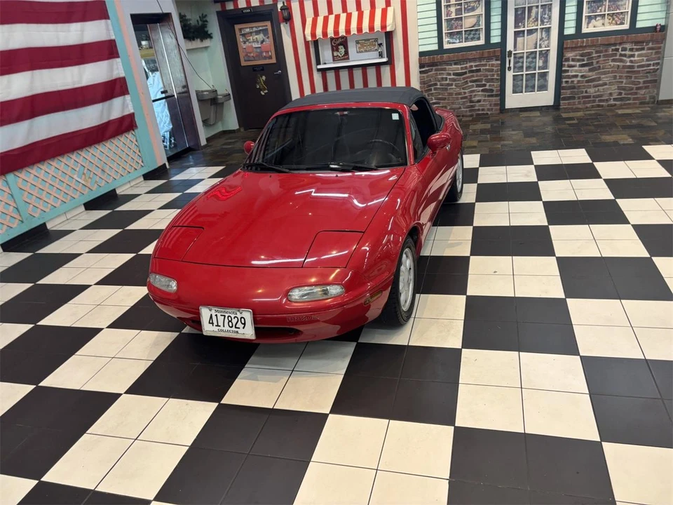 1990 Mazda NA MX-5 Miata - Image 7 of 30