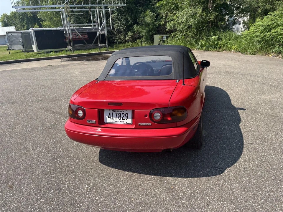 1990 Mazda NA MX-5 Miata - Image 8 of 30