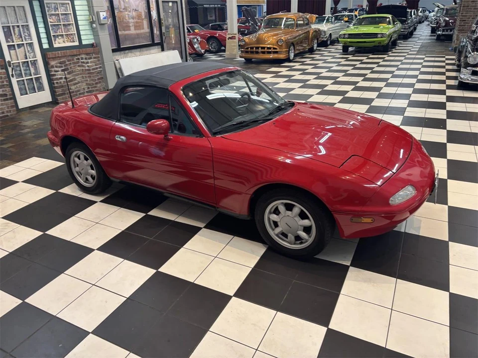 1990 Mazda NA MX-5 Miata - Image 6 of 30