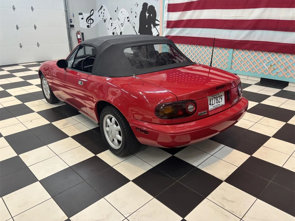 1990 Mazda NA MX-5 Miata - Image 14 of 30