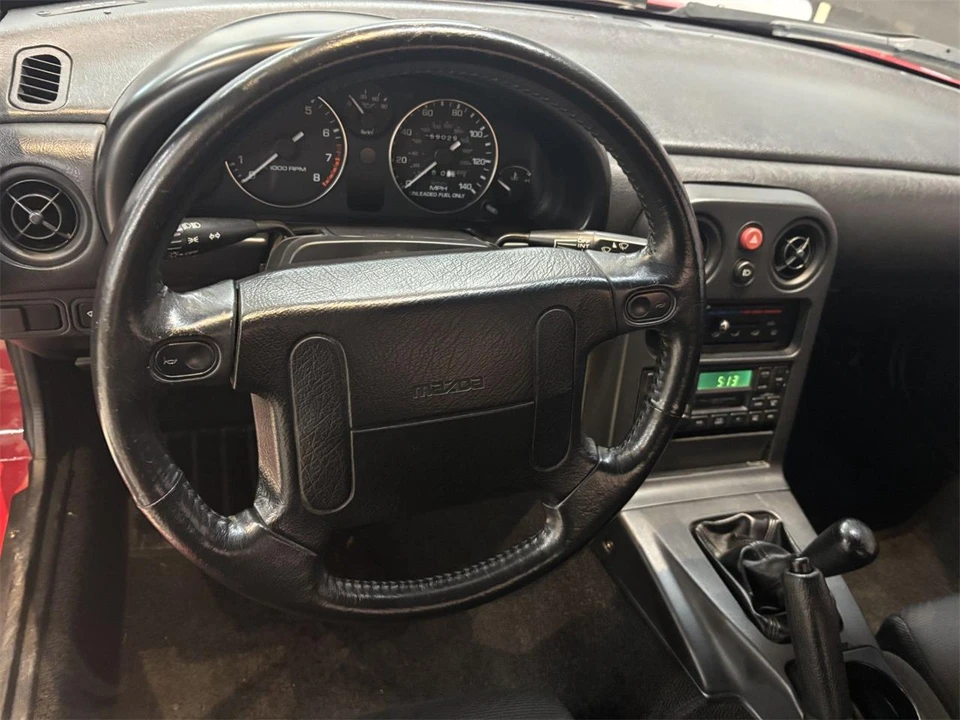 1990 Mazda NA MX-5 Miata - Image 28 of 30