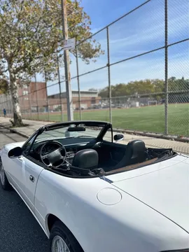 1990 Mazda Miata