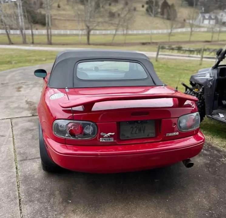 1990 Mazda NA MX-5 Miata - Image 2 of 4