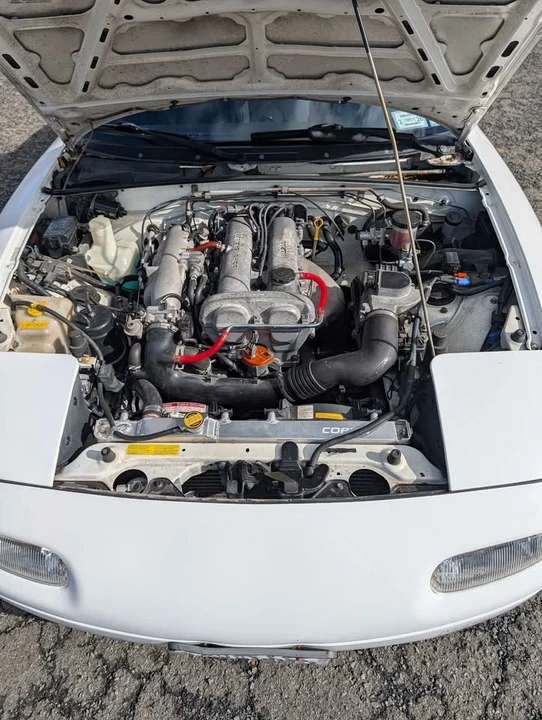 1990 Mazda NA MX-5 Miata - Image 7 of 10