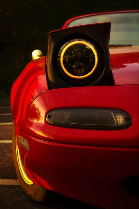 1990 Mazda NA MX-5 Miata - Image 8 of 10