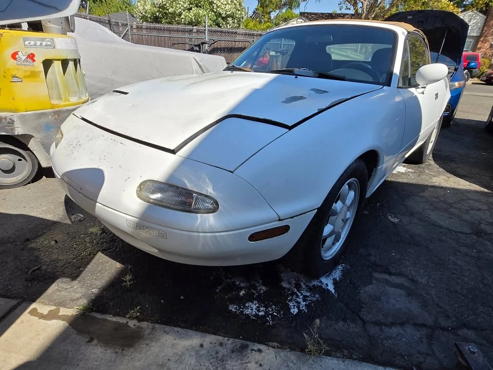 1990 Mazda NA MX-5 Miata - Image 4 of 16