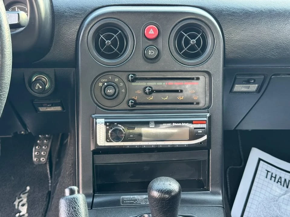 1990 Mazda NA MX-5 Miata - Image 19 of 20