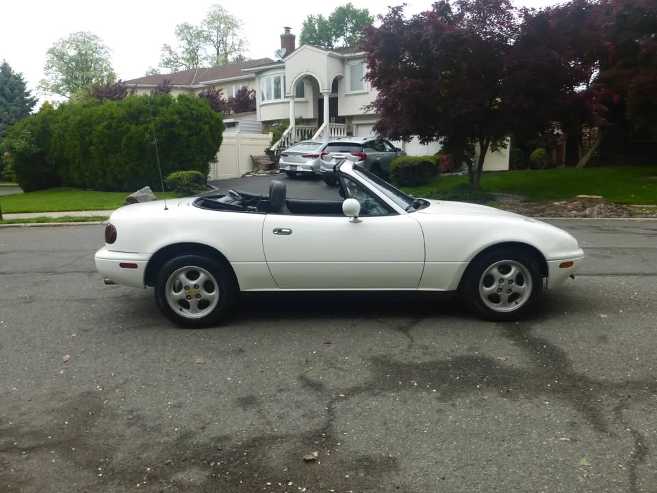 1990 Mazda NA MX-5 Miata - Image 5 of 17