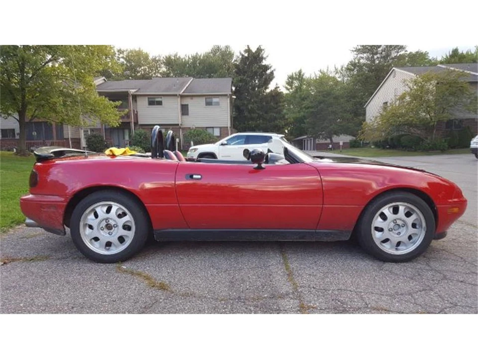 1990 Mazda NA MX-5 Miata - Image 7 of 14