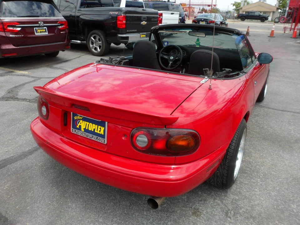 1990 Mazda NA MX-5 Miata - Image 8 of 31