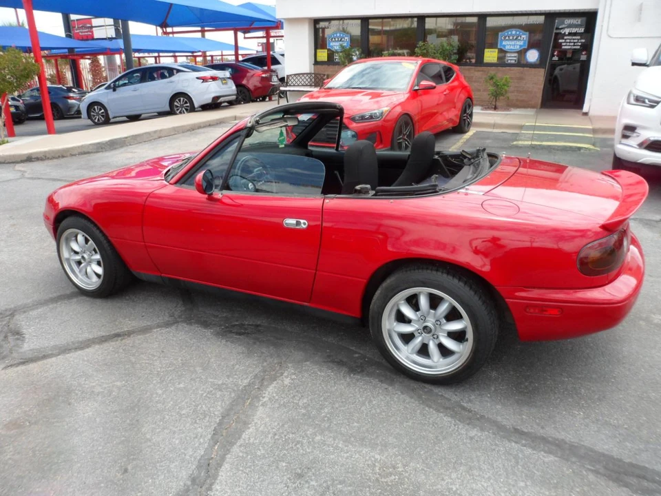 1990 Mazda NA MX-5 Miata - Image 11 of 31